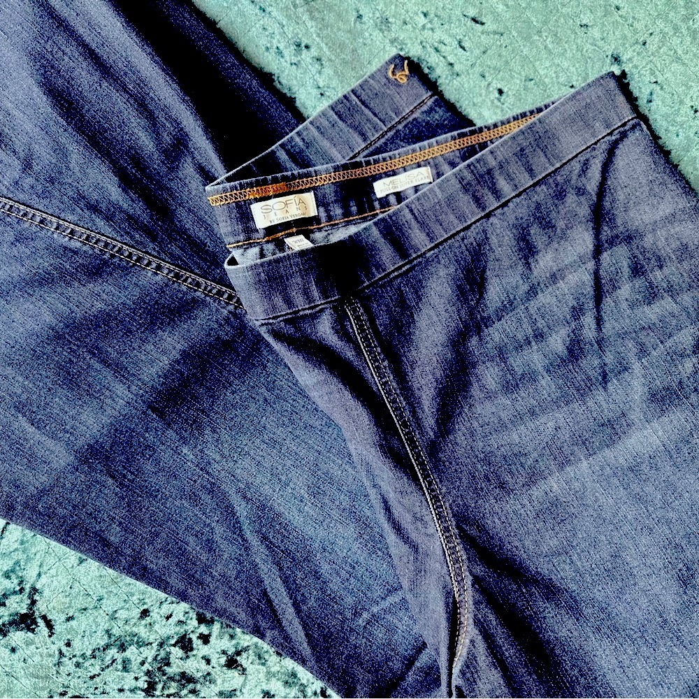 📦SHIPS FREE📦 Size 20 High Rise Super Flare Jeans - Sofia Jeans Melisa